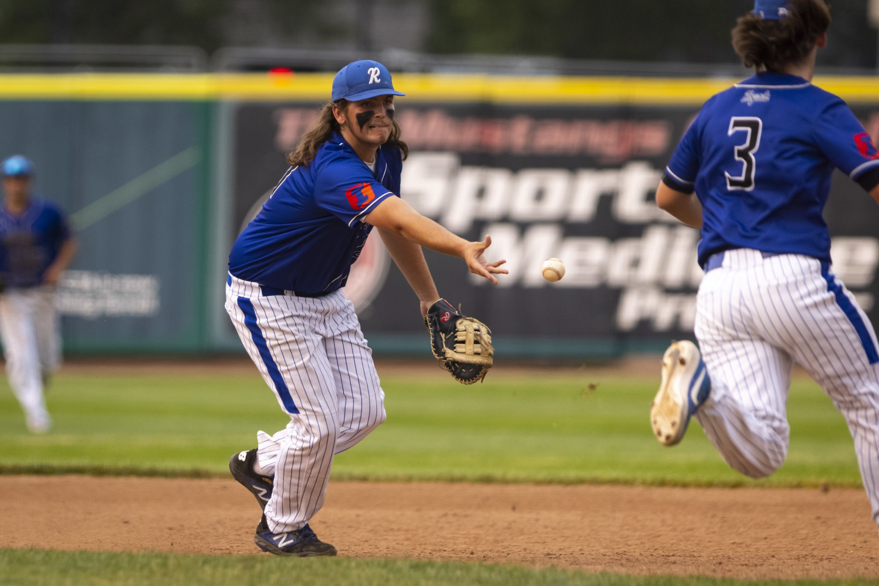 Scarlets vs. Royals
